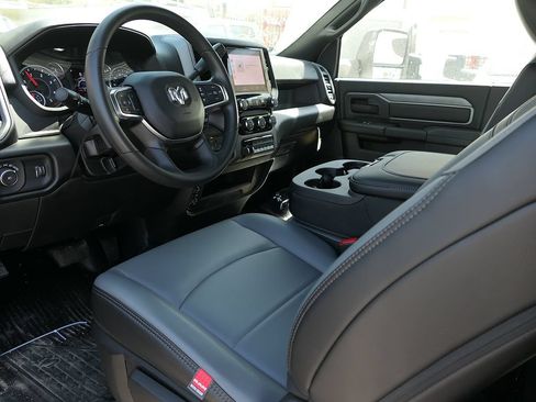 New 2026 RAM 5500 Tradesman w/ Chrome Appearance Group AWD/4WD image 13