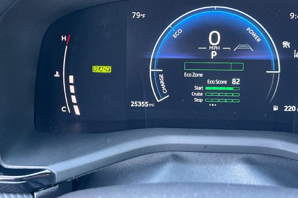 Certified 2025 Toyota Camry SE FWD image 27