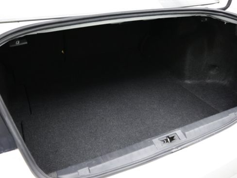 Used 2019 Subaru Legacy 2.5i Sport AWD/4WD image 32