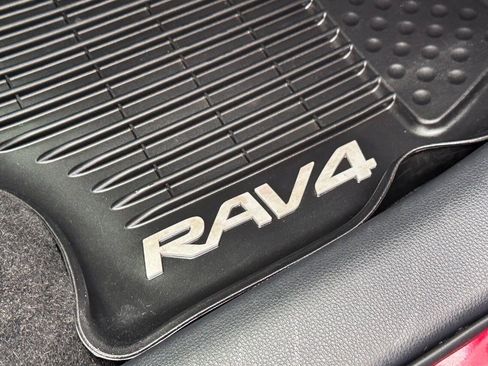 Used 2019 Toyota RAV4 LE w/ All Weather Liner Package AWD/4WD image 14