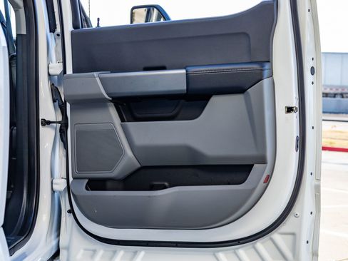 Used 2023 Ford F450 XLT w/ 360-Degree Camera Package image 38