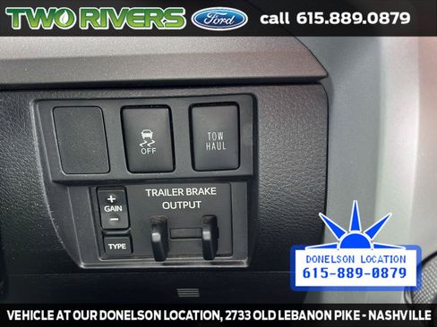 Used 2016 Toyota Tundra SR5 w/ SR5 Upgrade Package AWD/4WD image 26