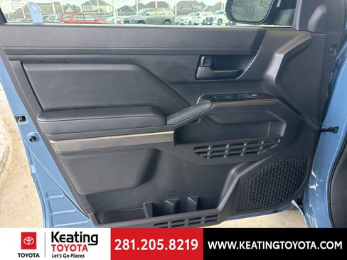 Used 2026 Toyota Tacoma SR5 image 27