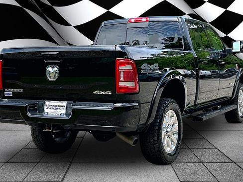Used 2022 RAM 2500 Laramie AWD/4WD image 2