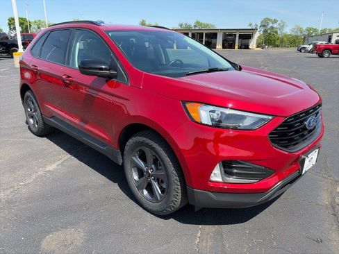 Used 2024 Ford Edge SEL w/ Sport Appearance Package AWD/4WD image 7