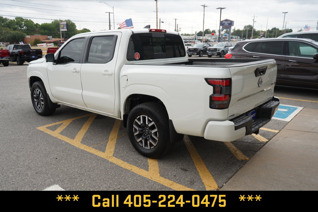 Used 2025 Nissan Frontier SL AWD/4WD image 10