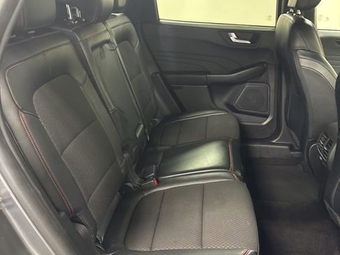 Used 2024 Ford Escape ST-Line w/ Cold Weather Package image 31