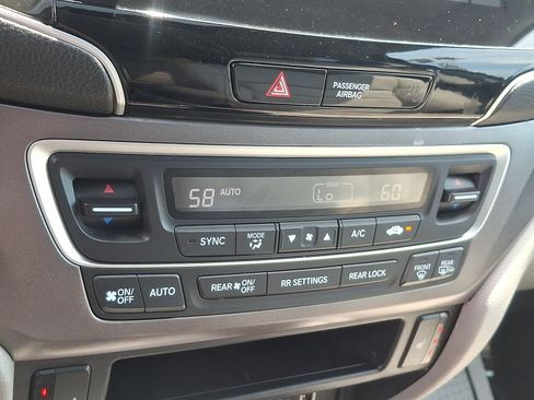 Used 2020 Honda Pilot EX-L image 17