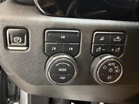 Used 2025 Chevrolet Silverado 3500 LT w/ All Star Edition AWD/4WD image 23