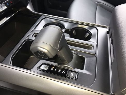 Used 2025 Ford F150 Lariat image 20