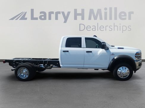 New 2025 RAM 5500 Tradesman image 7