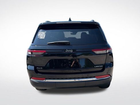 Used 2023 Jeep Grand Cherokee Limited AWD/4WD image 5