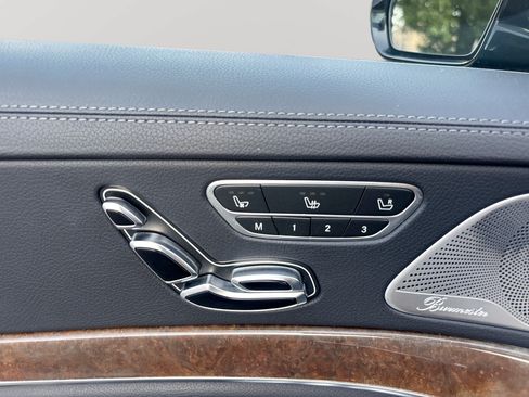 Used 2015 Mercedes-Benz S 550 4MATIC Sedan image 14