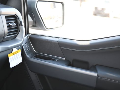 New 2026 Ford F150 XLT w/ XLT Black Appearance Package image 24