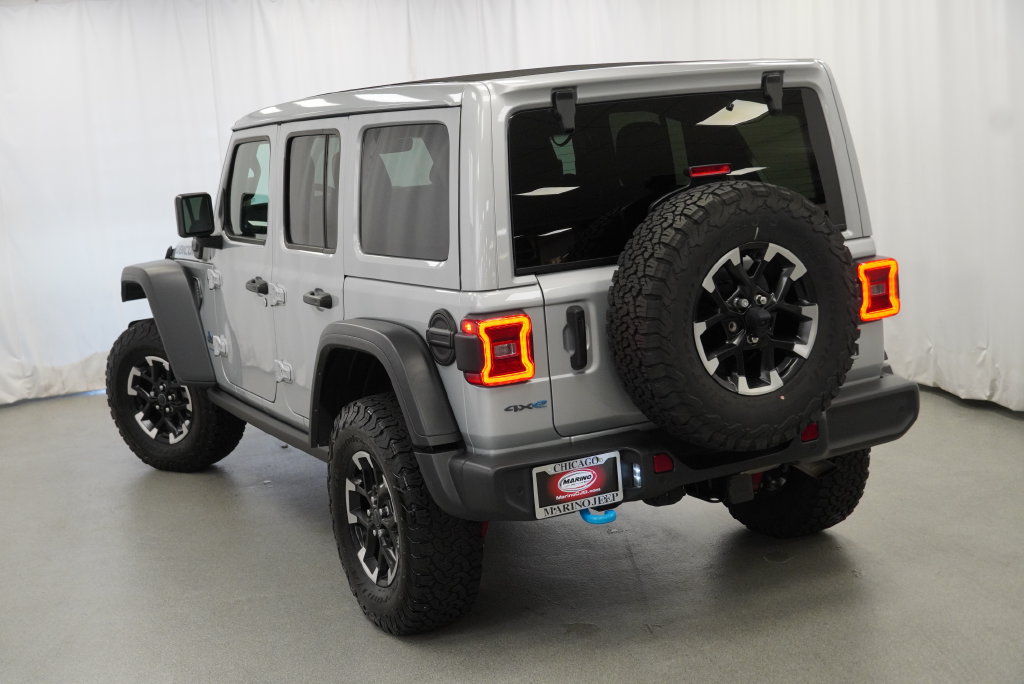 Used 2024 Jeep Wrangler Unlimited Rubicon 4xe w/ Technology Group AWD/4WD image 15