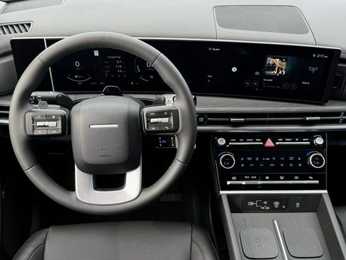 New 2025 Hyundai Santa Fe Limited image 17