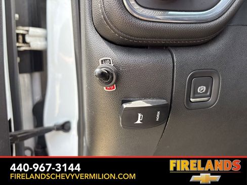 Used 2021 GMC Sierra 2500 Denali w/ Denali Ultimate Package AWD/4WD image 17