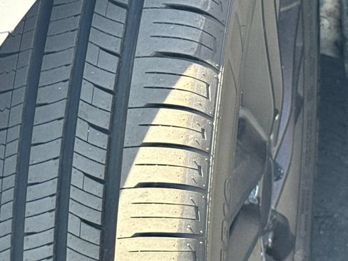 Used 2020 Hyundai Elantra SEL FWD image 18