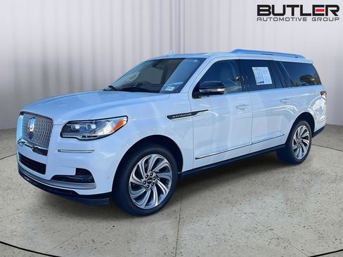Used 2022 Lincoln Navigator L Reserve image 39