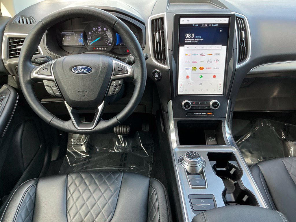 Used 2023 Ford Edge Titanium AWD/4WD image 13