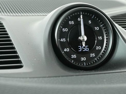 Certified 2025 Porsche Cayenne image 17