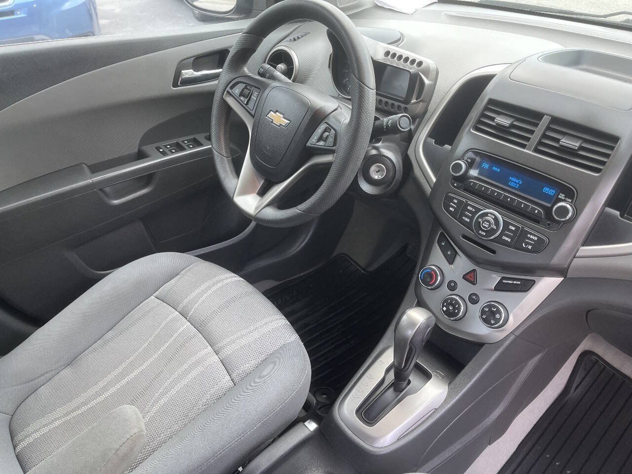 Used 2015 Chevrolet Sonic LT w/ Wheels and Fog Lamp Package FWD image 24
