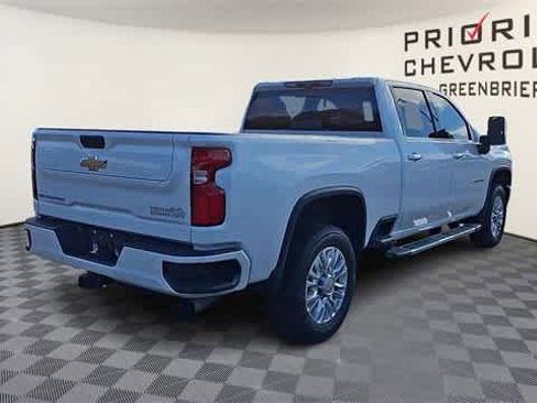 Certified 2022 Chevrolet Silverado 2500 High Country w/ Technology Package image 8