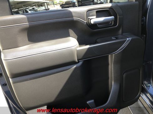 Used 2020 GMC Sierra 2500 AT4 w/ AT4 Premium Package AWD/4WD image 19