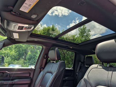 Used 2024 RAM 1500 Limited AWD/4WD image 20