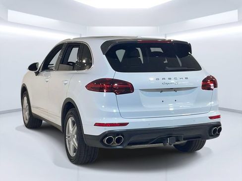 Used 2015 Porsche Cayenne S AWD/4WD image 3