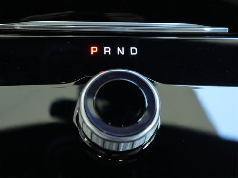 New 2023 Jeep Grand Cherokee L Limited w/ Luxury Tech Group II image 15