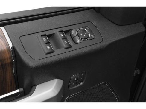 Used 2015 Ford F150 XLT w/ Equipment Group 302A Luxury AWD/4WD image 20