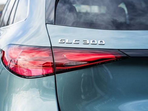 New 2026 Mercedes-Benz GLC 300 4MATIC image 7