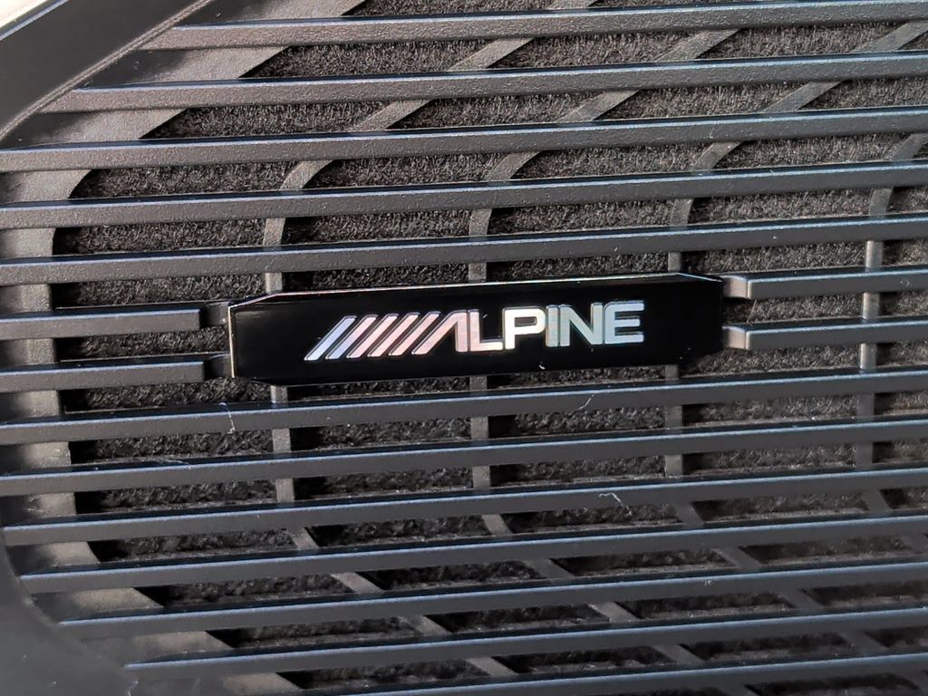 Used 2024 Jeep Wagoneer L Series III w/ Flexible Seating Group AWD/4WD image 29