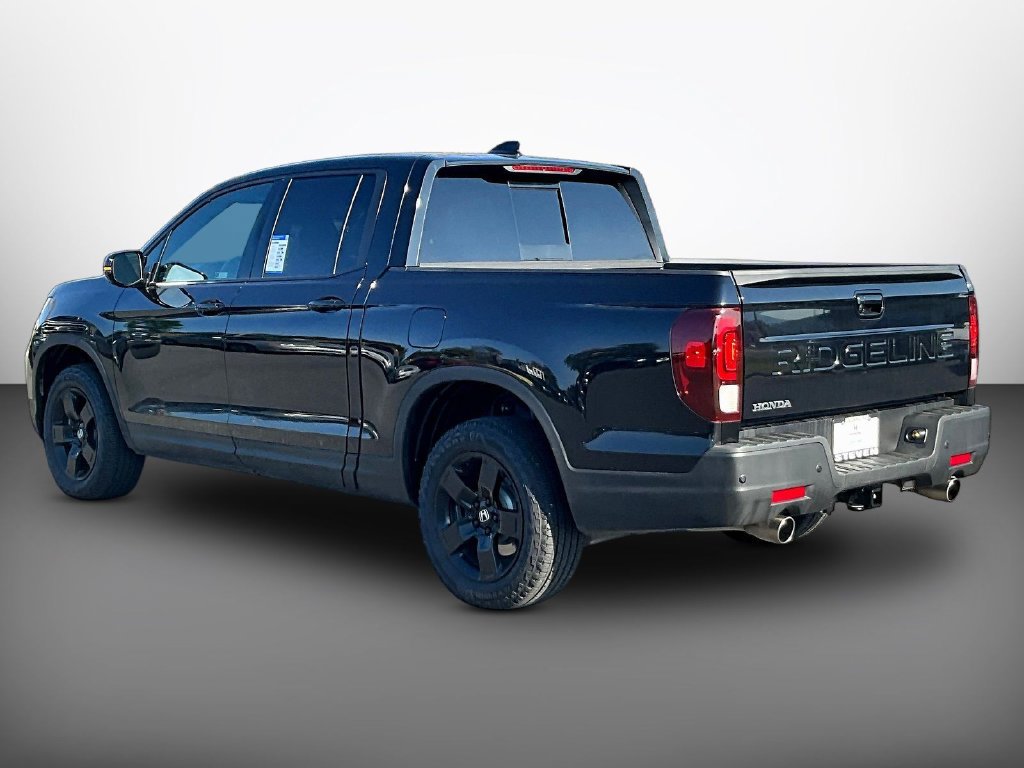 Certified 2024 Honda Ridgeline Black Edition image 4