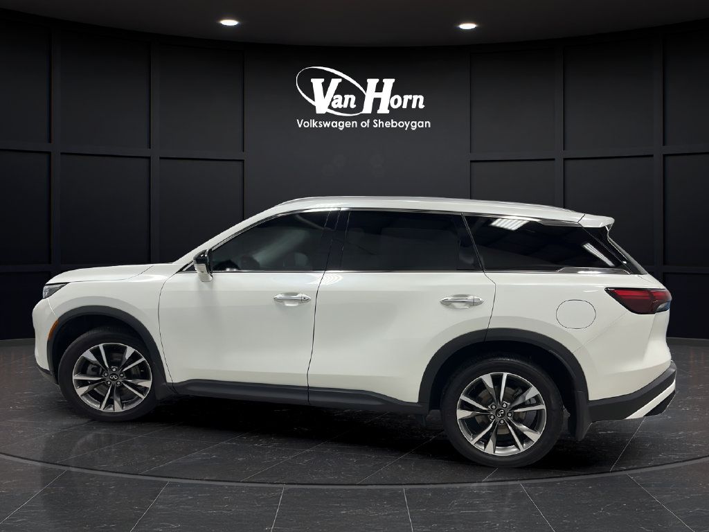 Used 2023 INFINITI QX60 Luxe w/ Cargo Package AWD/4WD image 4