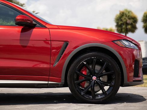 Used 2020 Jaguar F-PACE SVR AWD/4WD image 16
