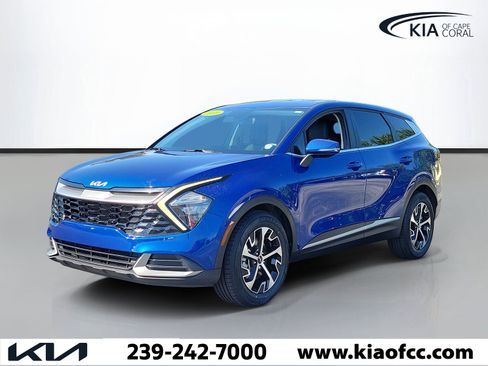 Used 2023 Kia Sportage EX FWD image 3