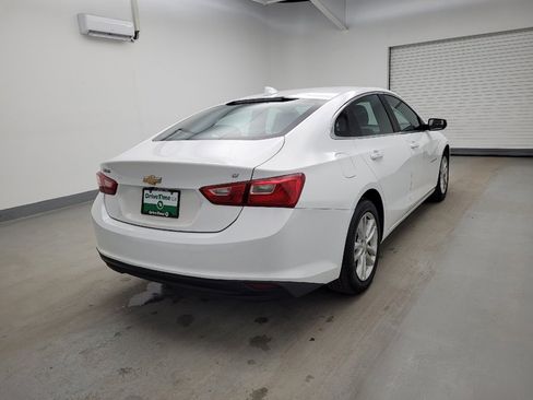 Used 2016 Chevrolet Malibu LT image 9