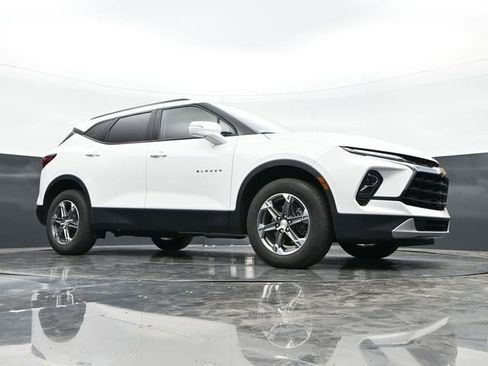 Used 2024 Chevrolet Blazer LT w/ LPO, Floor Liner Package FWD image 36