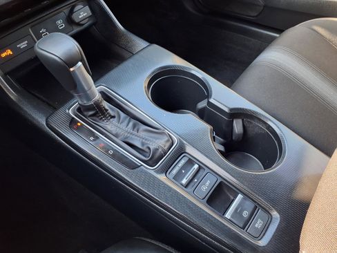 Certified 2025 Honda Civic Sport image 12