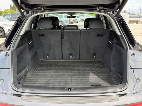 Used 2021 Audi Q5 2.0T Premium AWD/4WD image 9