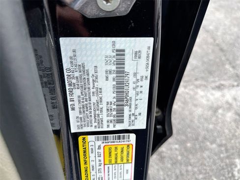 Used 2020 Ford Fusion SE image 27