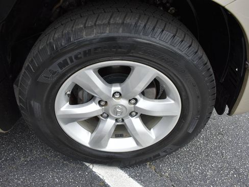 Used 2013 Lexus GX 460 w/ Comfort Plus Pkg AWD/4WD image 36