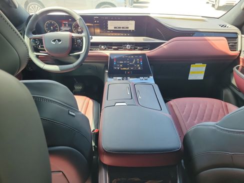 New 2026 INFINITI QX80 Autograph AWD/4WD image 12