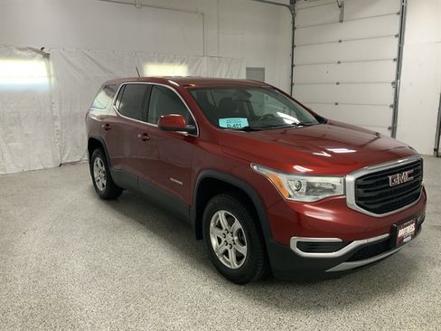 Used 2019 GMC Acadia SLE w/ LPO, Floor Liner Package AWD/4WD image 4