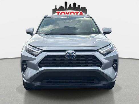Used 2022 Toyota RAV4 XLE Premium image 39