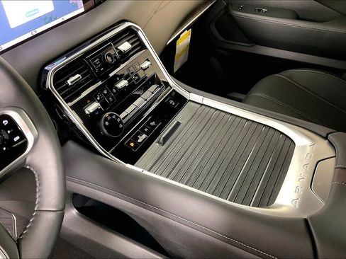 New 2026 Nissan Armada SL w/ Captain's Chari Seat Package RWD image 12