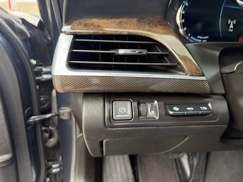 Used 2020 Cadillac CT6 Premium Luxury image 29