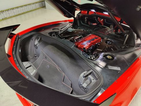 Used 2021 Chevrolet Corvette Stingray Preferred Cpe w/ Z51 Performance Package image 14